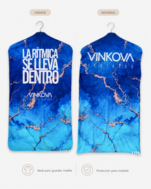 Funda de Vestuario Elba VINKOVA – Tranquilidad Azul para Tu Uniforme 🌊💙